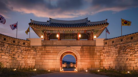 F4 · 장안문 앰비언트 — 확정 배경